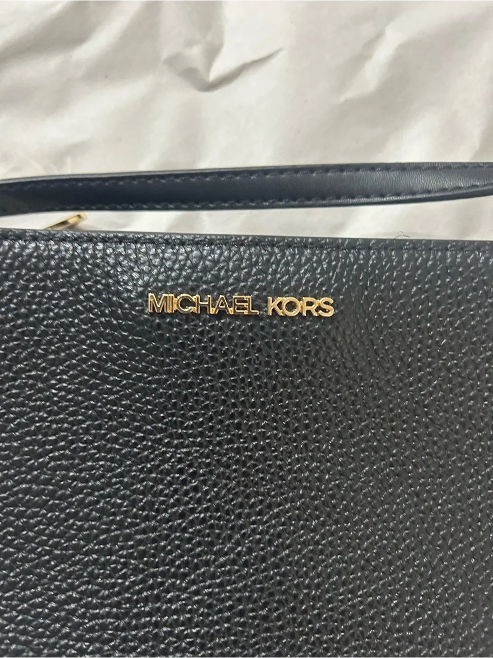 Michael Kors compact pebbled
